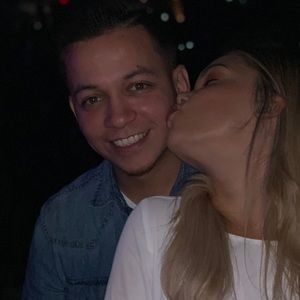 Meet your Posher, Christopher